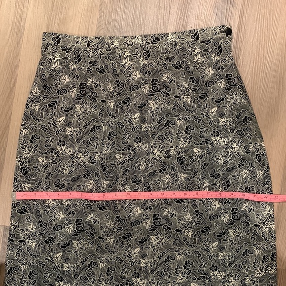 💛Spring patterned skirt - Picture 8 of 9
